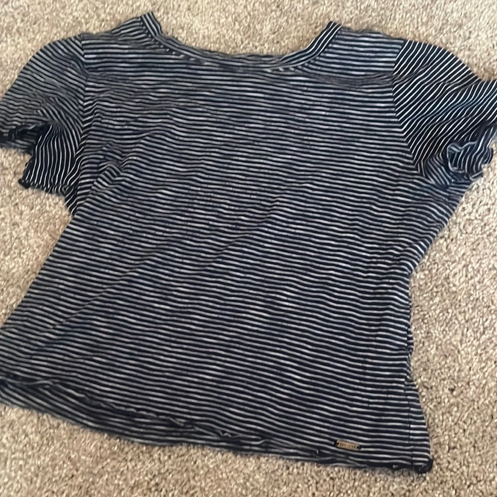 hollister crop top